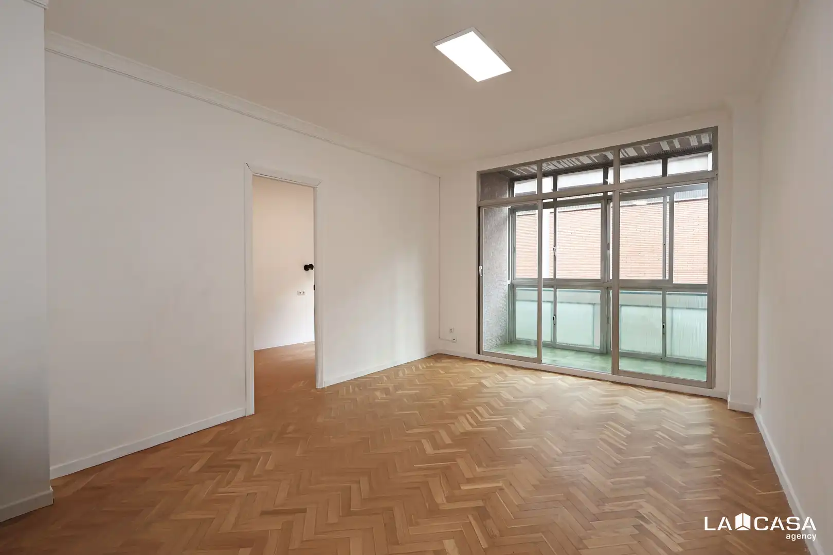 Piso en venta en Barcelona con Balcón