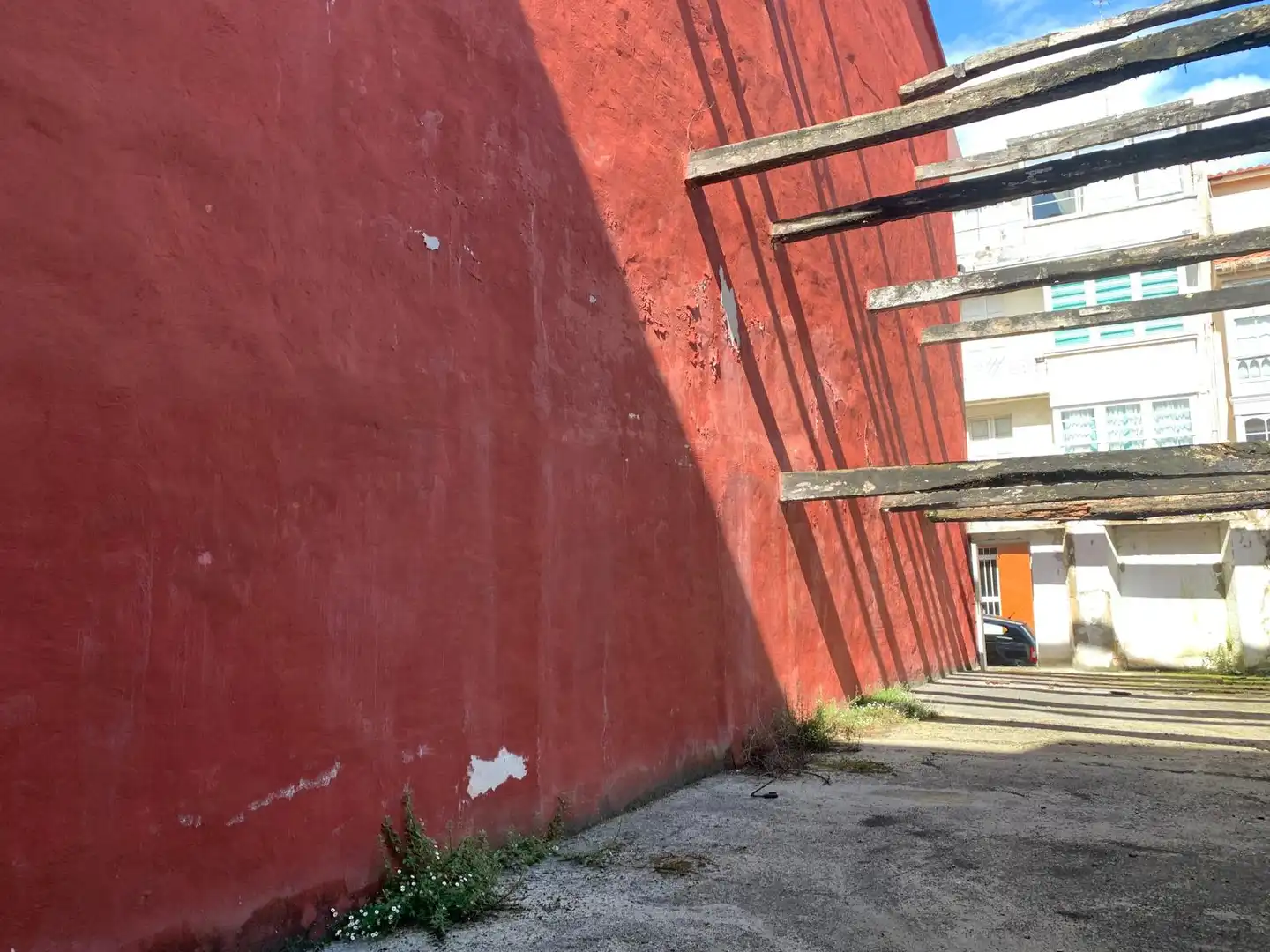 Außenansicht von Residential zum Verkauf in Ferrol