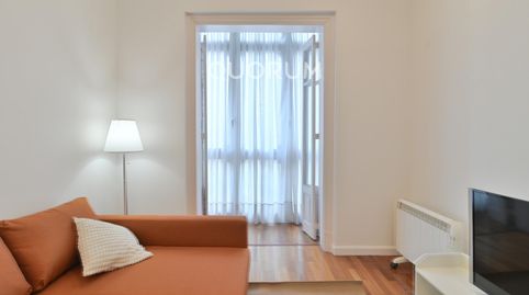 Foto 2 de Piso de alquiler en Calle Diputacion, Ensanche - Moyua - Diputación, Bilbao