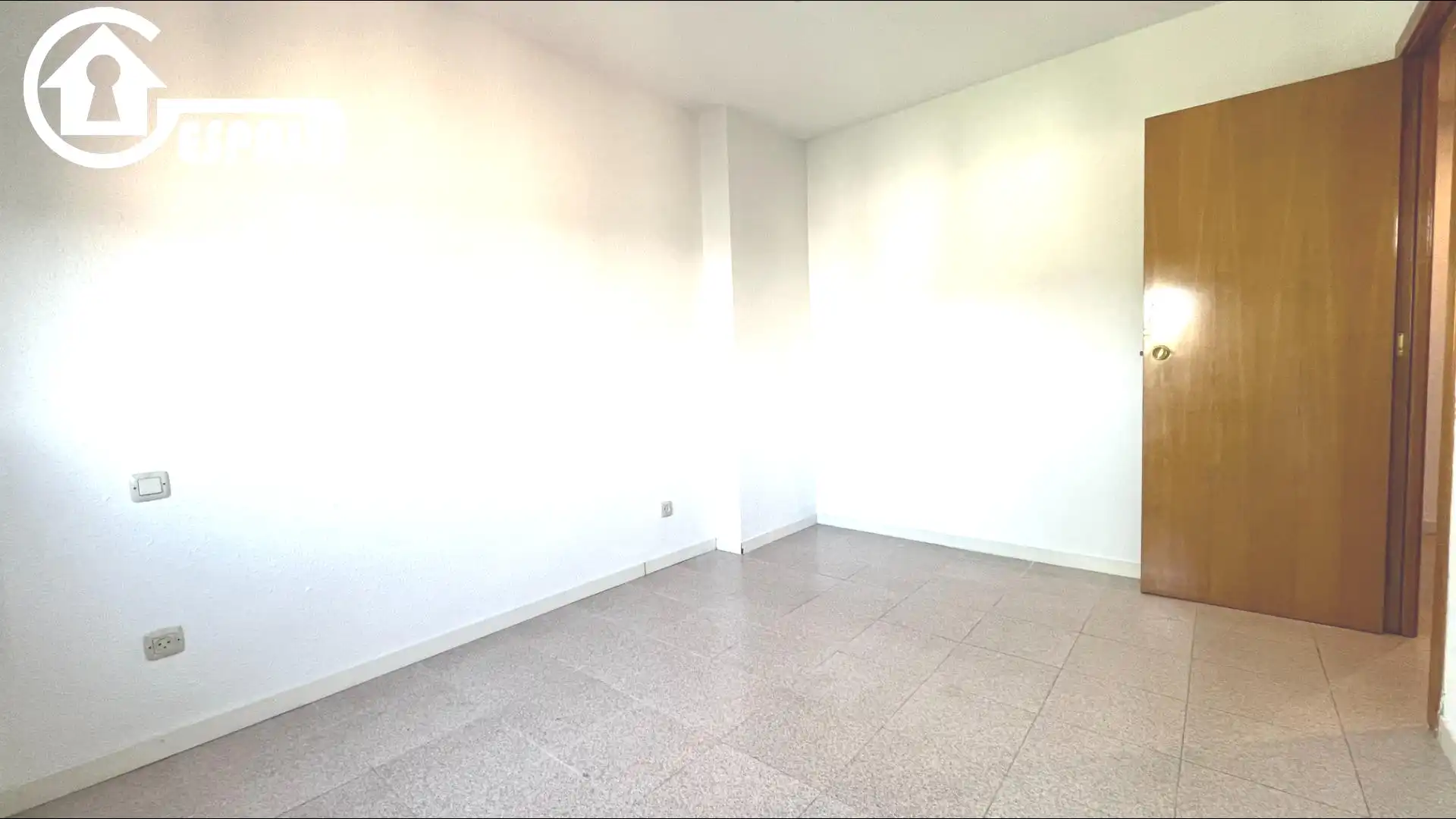 Habitación de Piso en venta en Madrid con Aire acondicionado y Calefacción