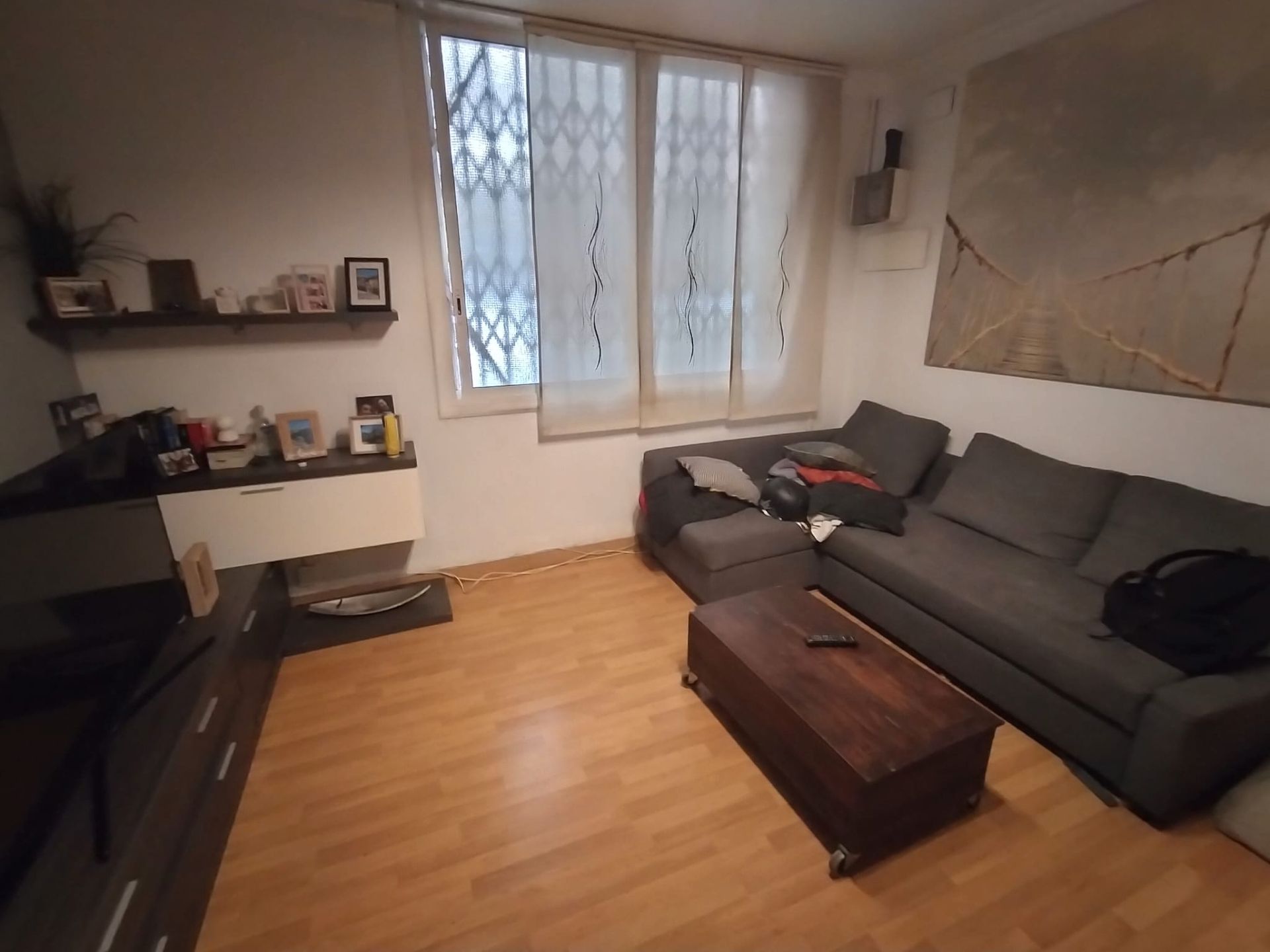 Living room of Flat for sale in L'Hospitalet de Llobregat