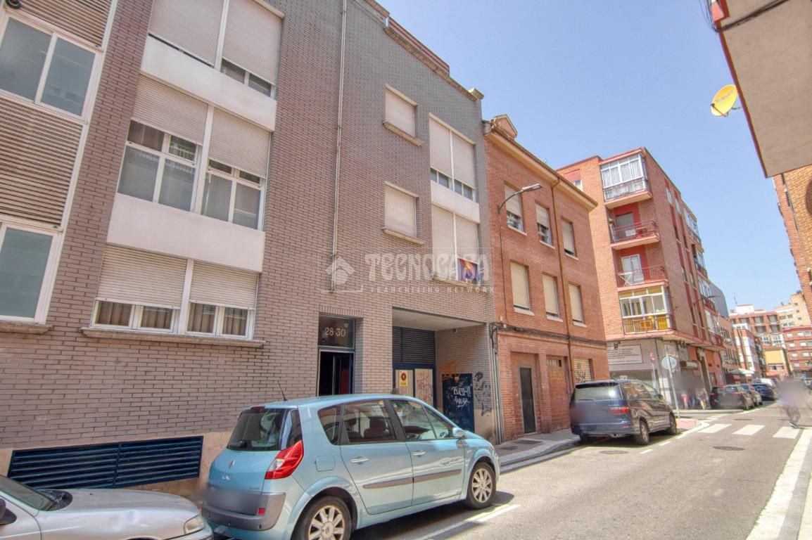 Vista exterior de Piso en venta en Valladolid Capital con Aire acondicionado, Calefacción y Terraza