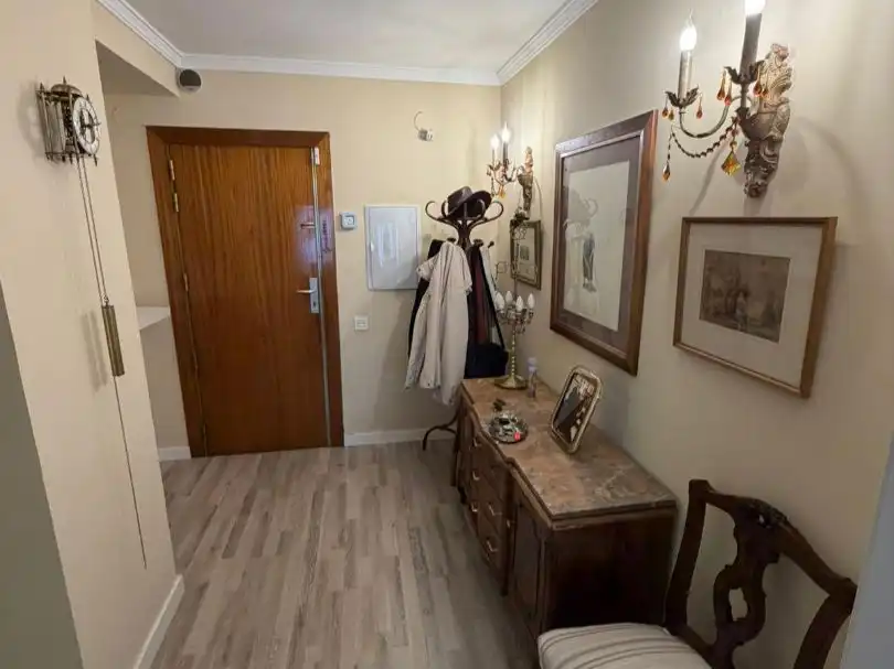 Piso con ascensor en venta en Poeta Manuel de Góngora 15, imagen 4