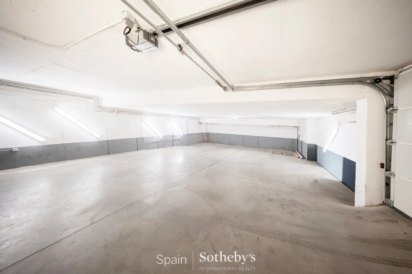 Casa o xalet en venda en Madrid amb Aire condicionat, Calefacció i Jardí privat