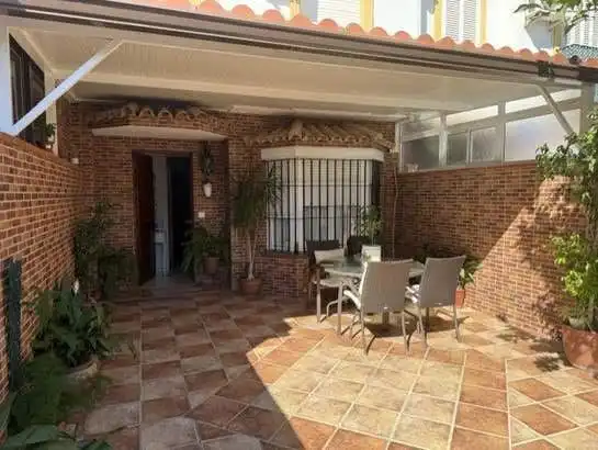 Terrassa de Casa adosada en venda en El Rocío - La Milagrosa