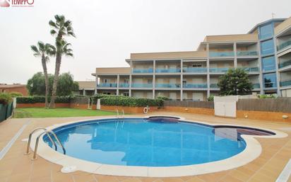 Swimming pool of Planta baja for sale in Roda de Berà  with Air Conditioner and Terrace