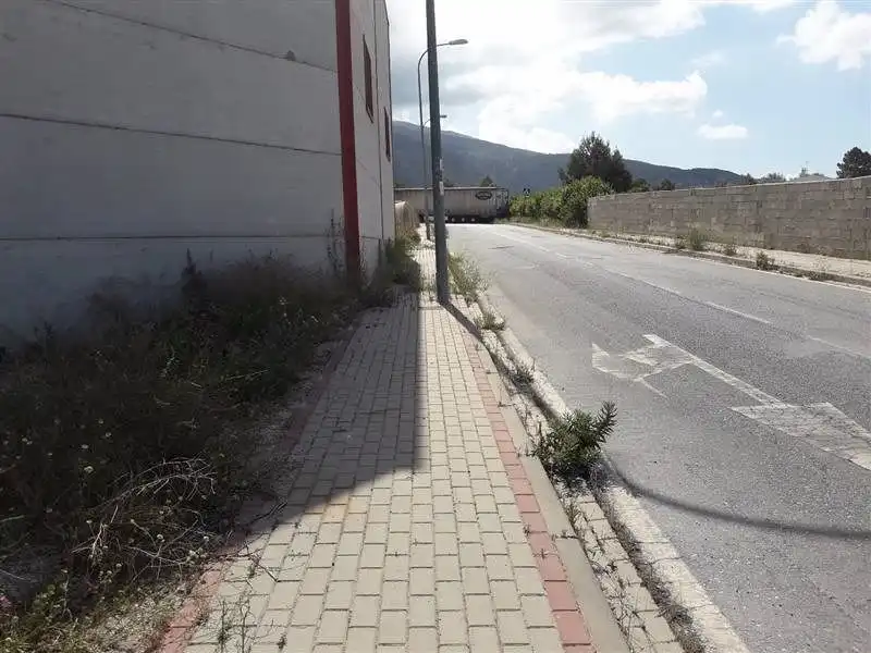 Vista exterior de Terreny industrial en venda en Nigüelas