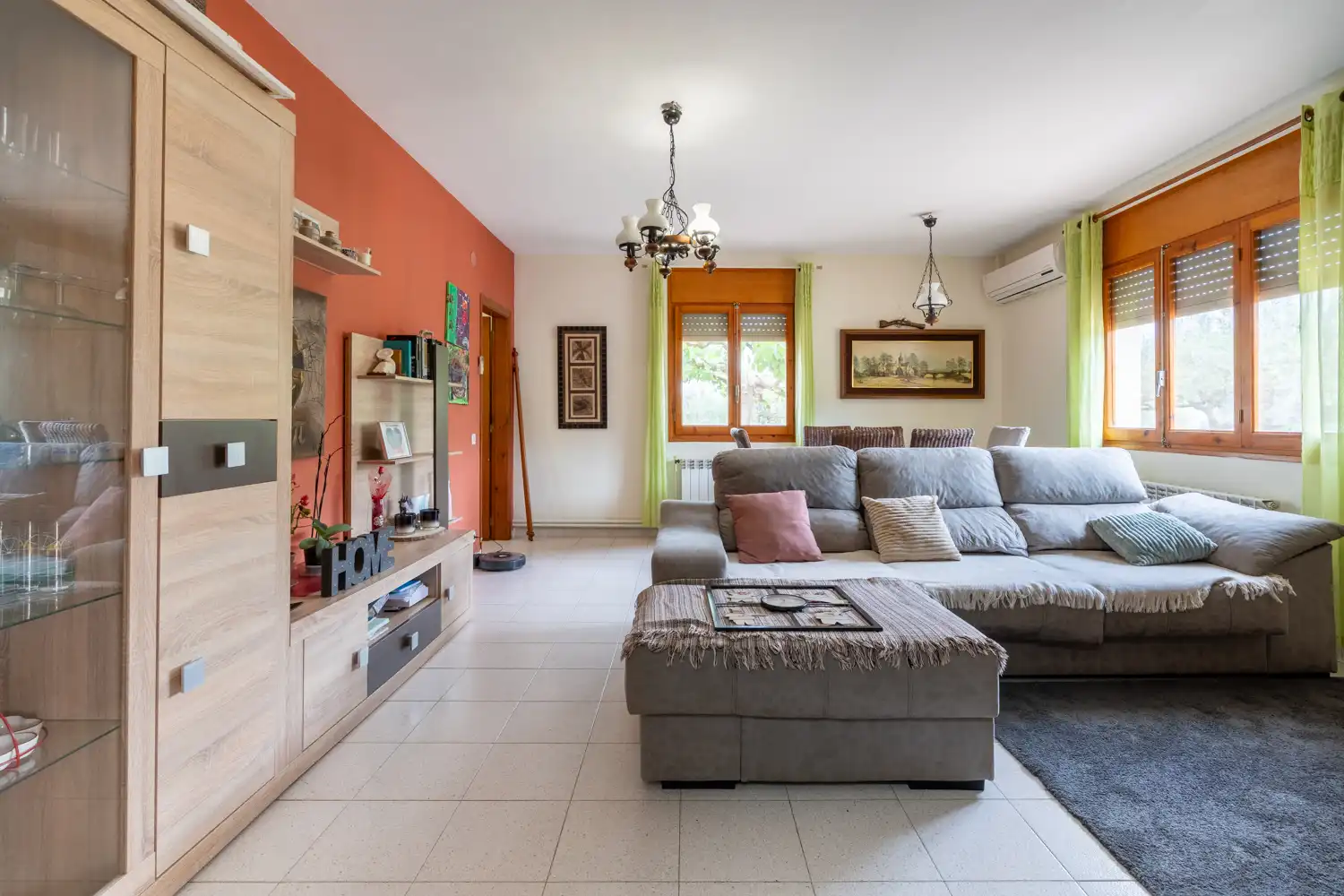 Living room of Houses for sale in Aldover  with Air Conditioner, Private garden and Terrace