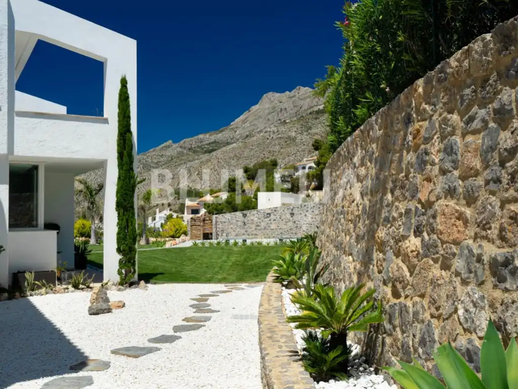 Houses for sale in Altea la Vella
