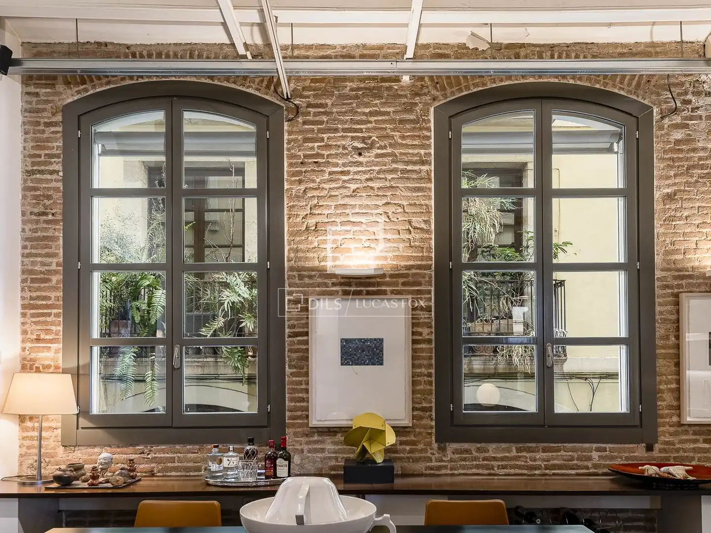 Piso en venta en Barcelona con Calefacción y Trastero