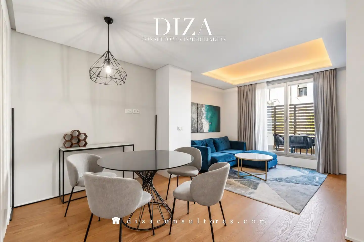 Wohnung mit Pool zum Verkauf in Calle de Fuencarral