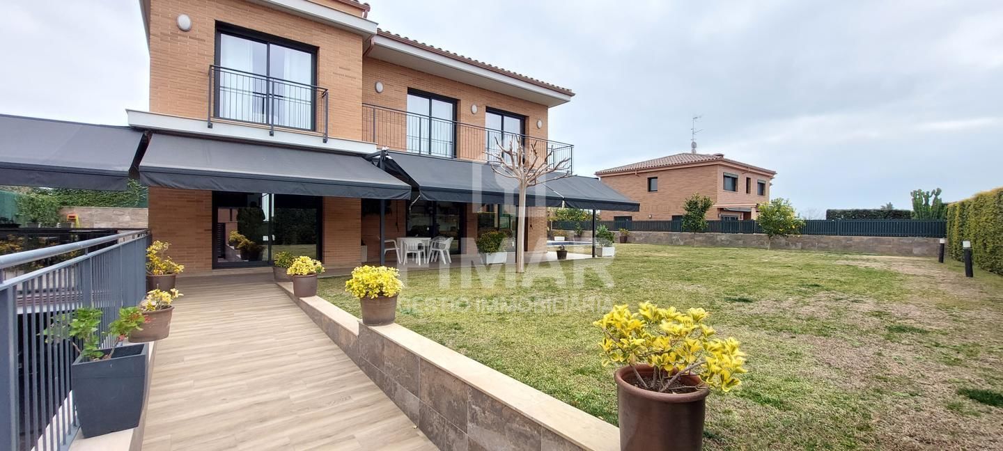 Terraza de Casa o chalet en venta en Cabrera de Mar con Calefacción, Jardín privado y Terraza