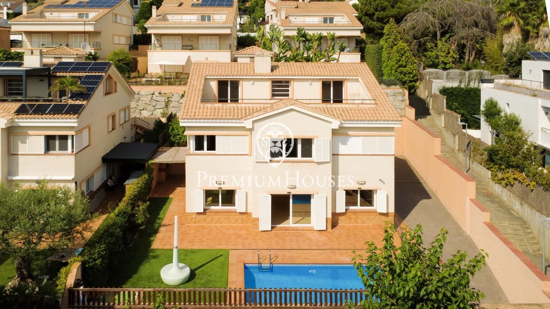 Vista exterior de Casa o chalet en venta en Vilassar de Dalt con Calefacción, Jardín privado y Terraza