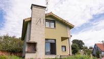 Vista exterior de Casa o xalet en venda en Tomiño amb Calefacció i Terrassa