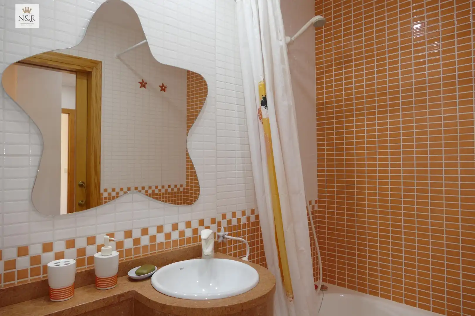 Bathroom of Flat for sale in Alaró  with Air Conditioner, Parquet flooring and Furnished