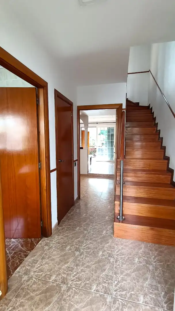 Einfamilien-Reihenhaus zum Verkauf in Cambrils mit Klimaanlage, Heizung und Privatgarten