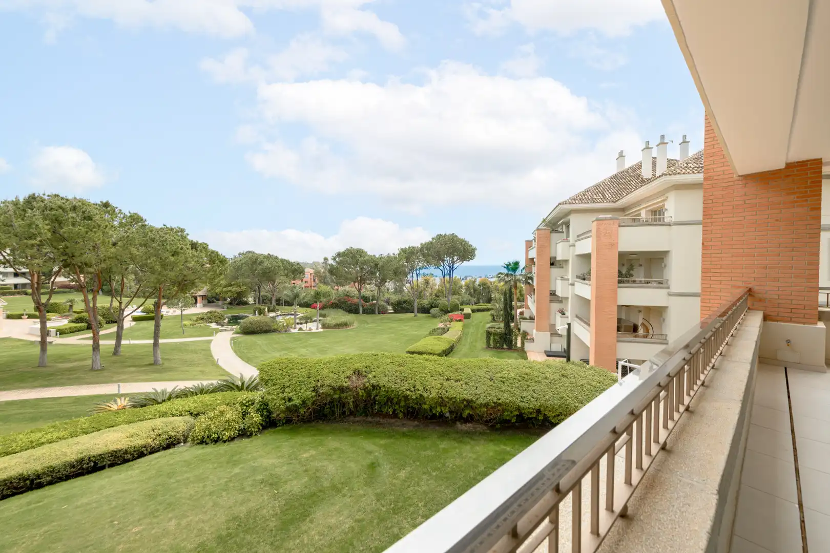 Appartement compact avec piscine à vendre à Milla de Oro