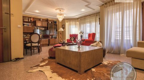 Foto 2 de Piso en venta en Calle Mariano Luiña, Pont Nou - Corazón de Jesús, Elche / Elx