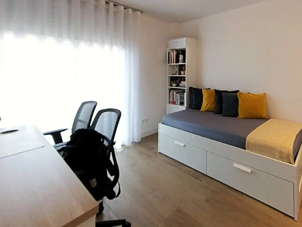 Habitación de Piso en venta en Boadilla del Monte con Aire acondicionado y Terraza