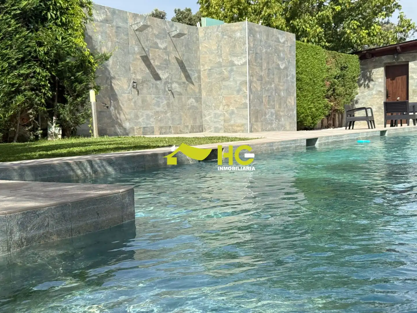 Piscina de Estudio de alquiler en Villaviciosa de Odón con Aire acondicionado, Calefacción y Amueblado