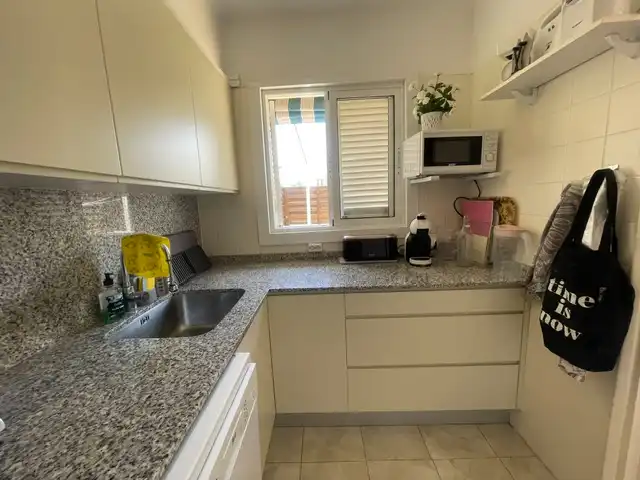 Cuina de Casa adosada de lloguer en Alicante / Alacant amb Aire condicionat, Calefacció i Terrassa