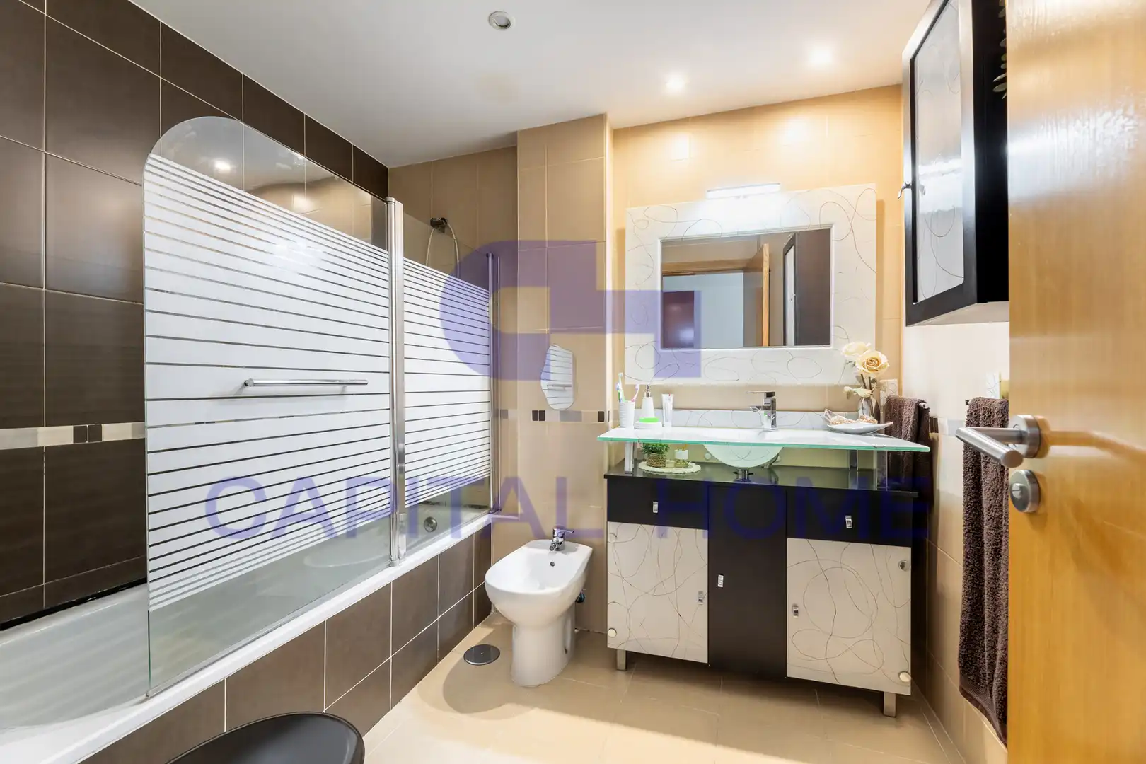 Baño de Piso en venta en Navalcarnero con Aire acondicionado, Calefacción y Terraza