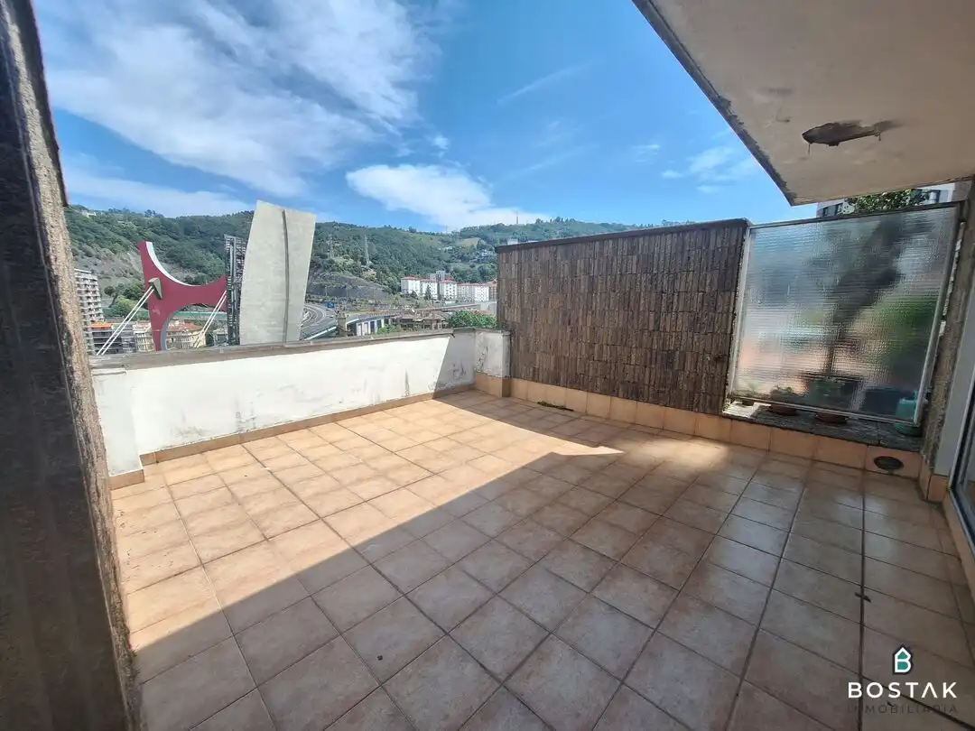 Terrassa de Pis en venda en Bilbao  amb Calefacció i Terrassa
