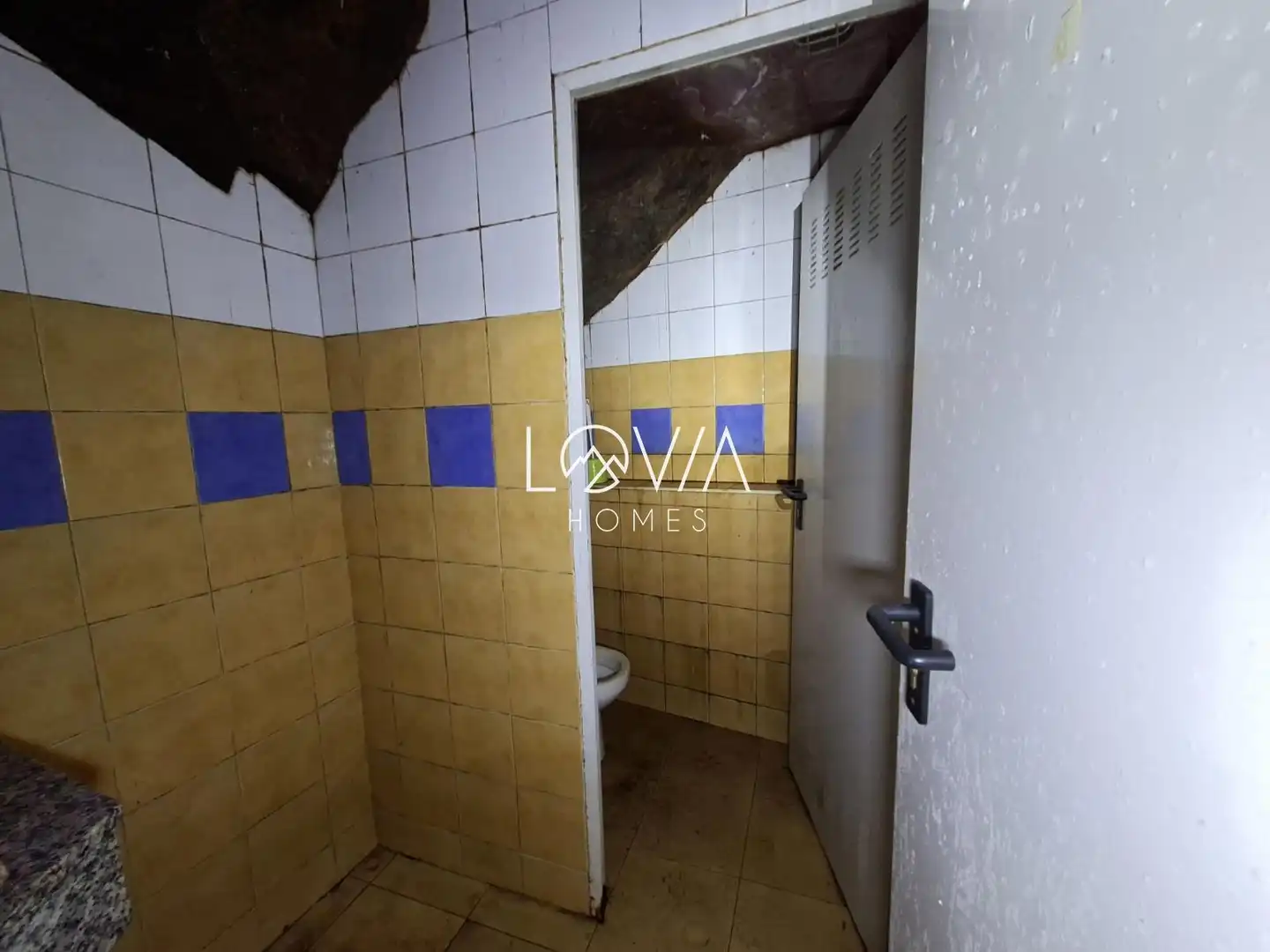 Bany de Casa o xalet en venda en San Martín del Rey Aurelio