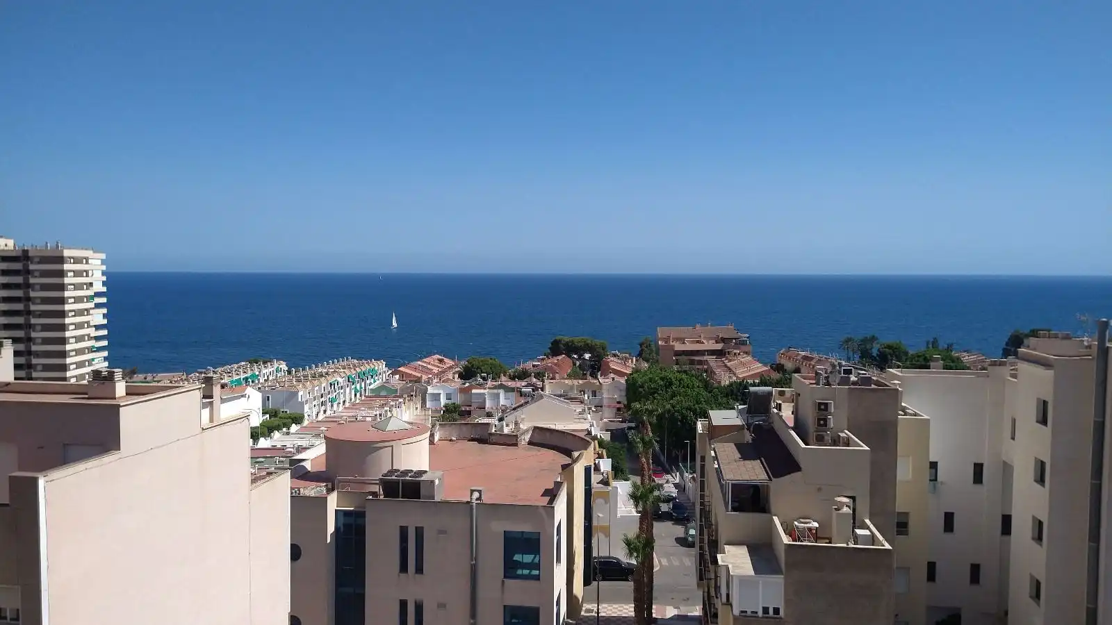 Vista exterior de Piso de alquiler en Roquetas de Mar con Calefacción, Terraza y Horno