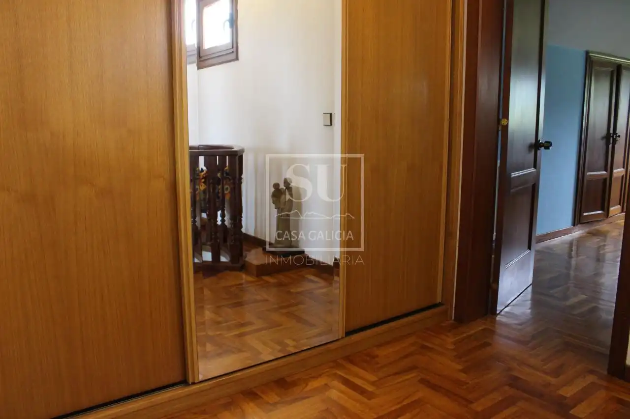 Dormitori de Casa o xalet en venda en Nigrán amb Calefacció, Jardí privat i Terrassa
