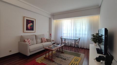 Photo 3 of Flat to rent in Easo Kalea, Área Romántica, Donostia - San Sebastián