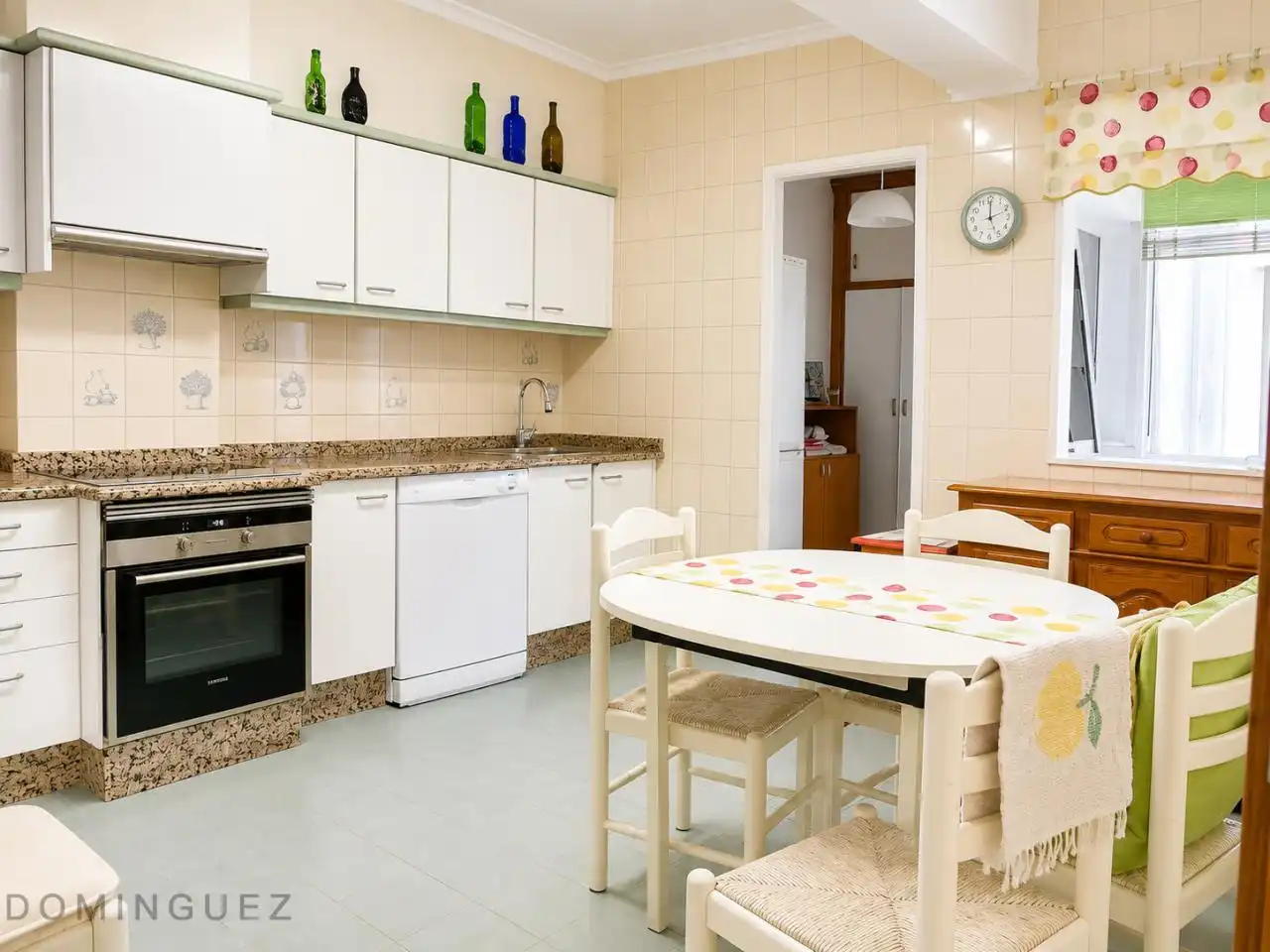 Kitchen of Flat for sale in Vigo   with Heating and Storage room
