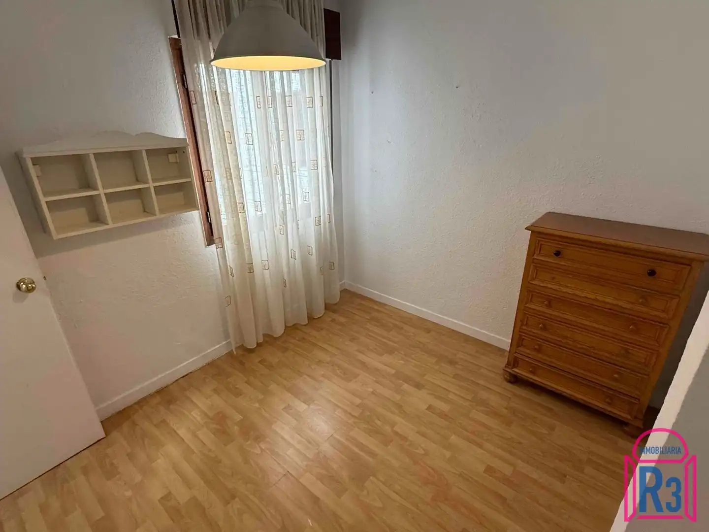 Bedroom of Flat for rent in León Capital   with Heating, Terrace and Furnished