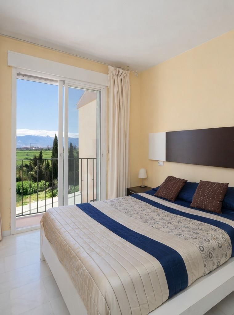 Einfamilien-Reihenhaus zum Verkauf in Calle CALETA , Belicena