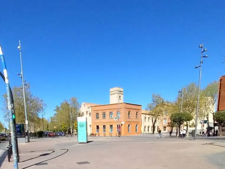 Außenansicht von Geschaftsraum zur Miete in Getafe mit Klimaanlage, Heizung und Möbliert