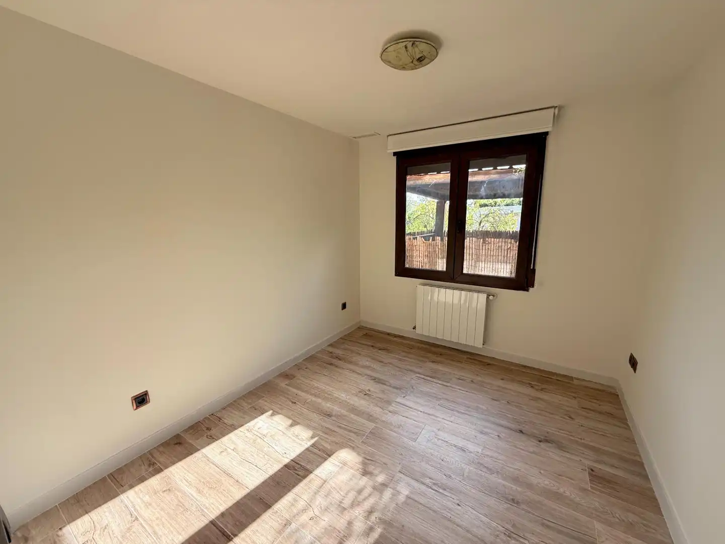 Schlafzimmer von Haus oder Chalet zur Miete in San Antonio de Benagéber mit Klimaanlage, Heizung und Privatgarten