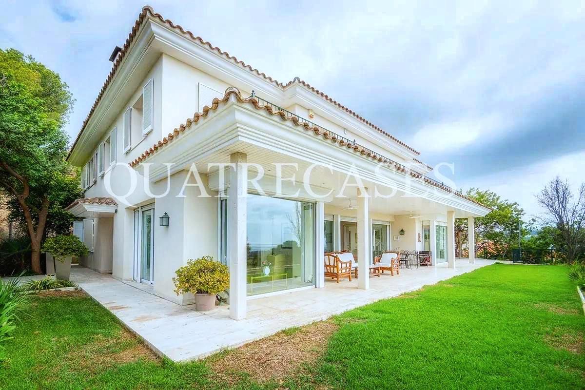 Vista exterior de Casa o xalet en venda en Sitges amb Calefacció, Jardí privat i Terrassa