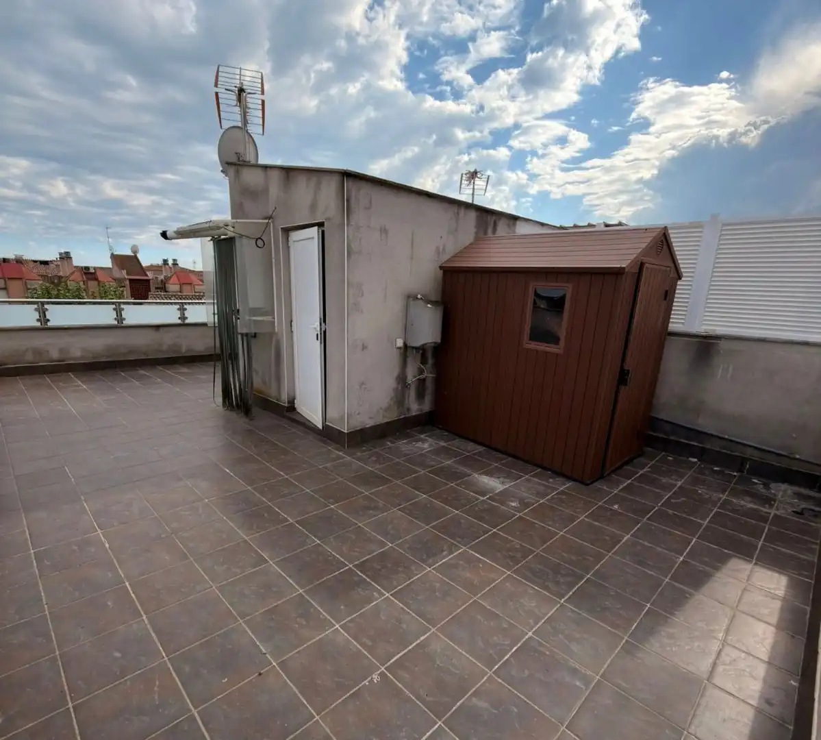 Casa aparellada amb terrassa en venda a Carrer de Sant Miquel 32, imagen 2