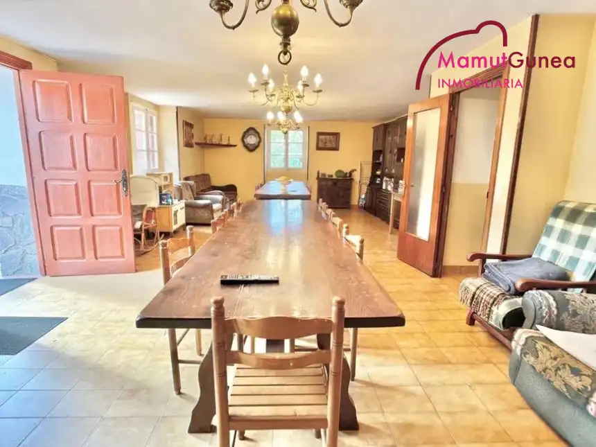 Comedor de Finca rústica en venta en Goizueta
