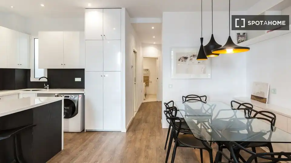 Dining room of Flat for rent in Valencia  with Air Conditioner, Heating and Furnished