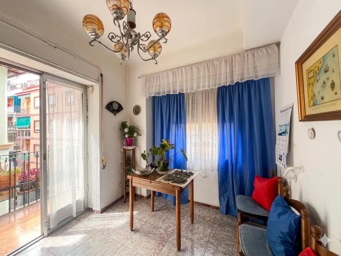 Sala d'estar de Pis en venda en Alicante / Alacant amb Balcó