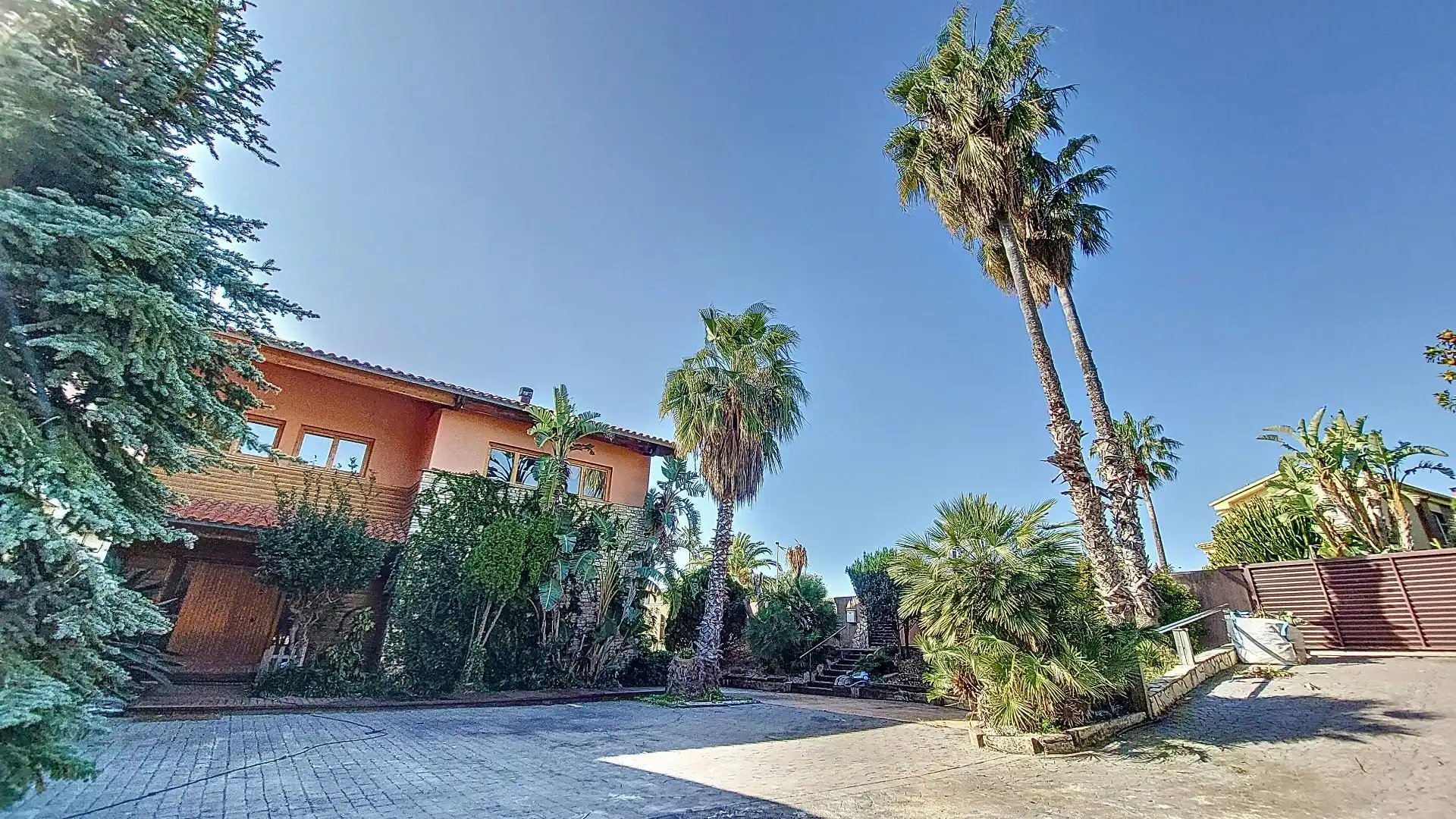 Vista exterior de Casa o chalet en venta en Calafell con Aire acondicionado, Calefacción y Jardín privado
