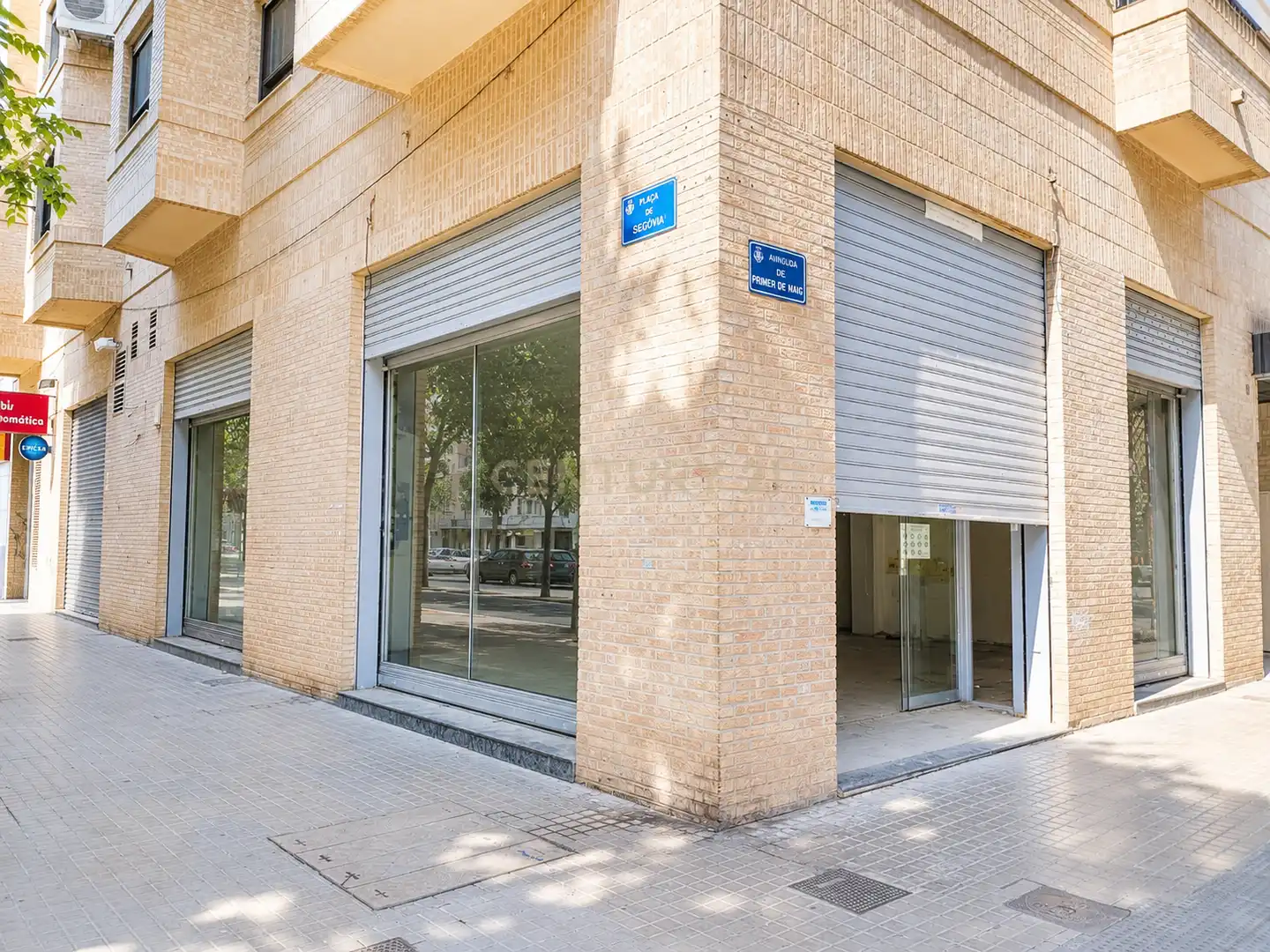 Local de lloguer a Avinguda del Primer de Maig, 51, València, Spain, 51, L'Hort de Senabre