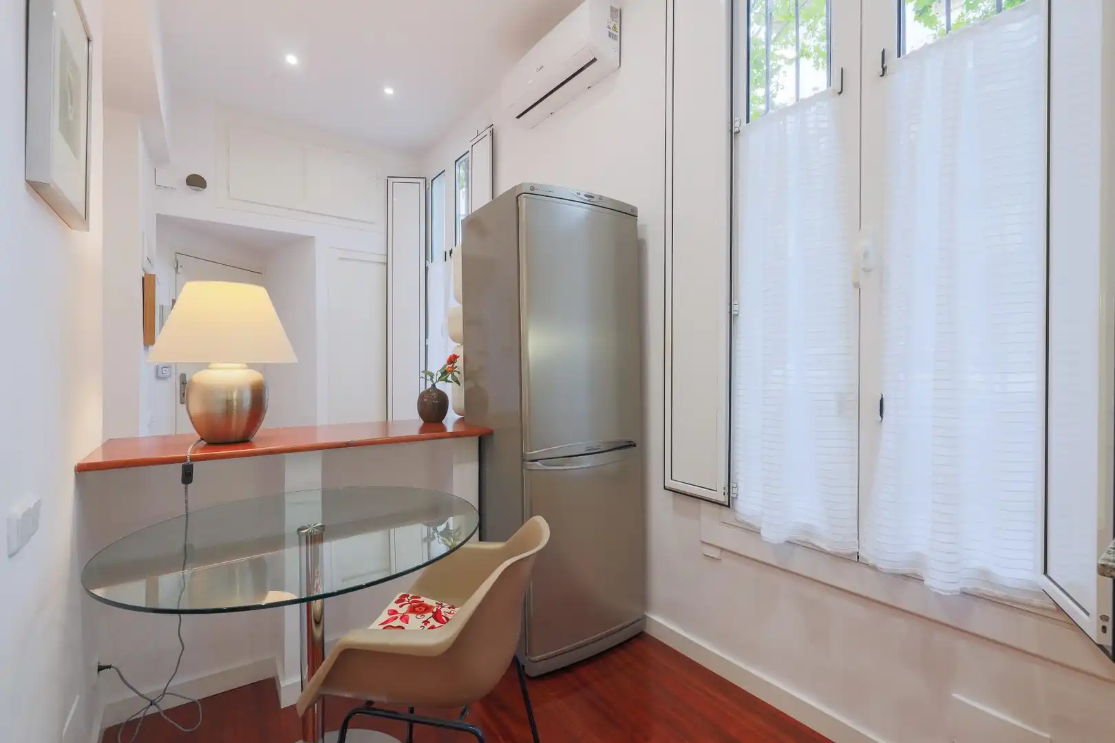 Kitchen of Ground floor for sale in Barcelona  with Air Conditioner, Heating and Parquet flooring