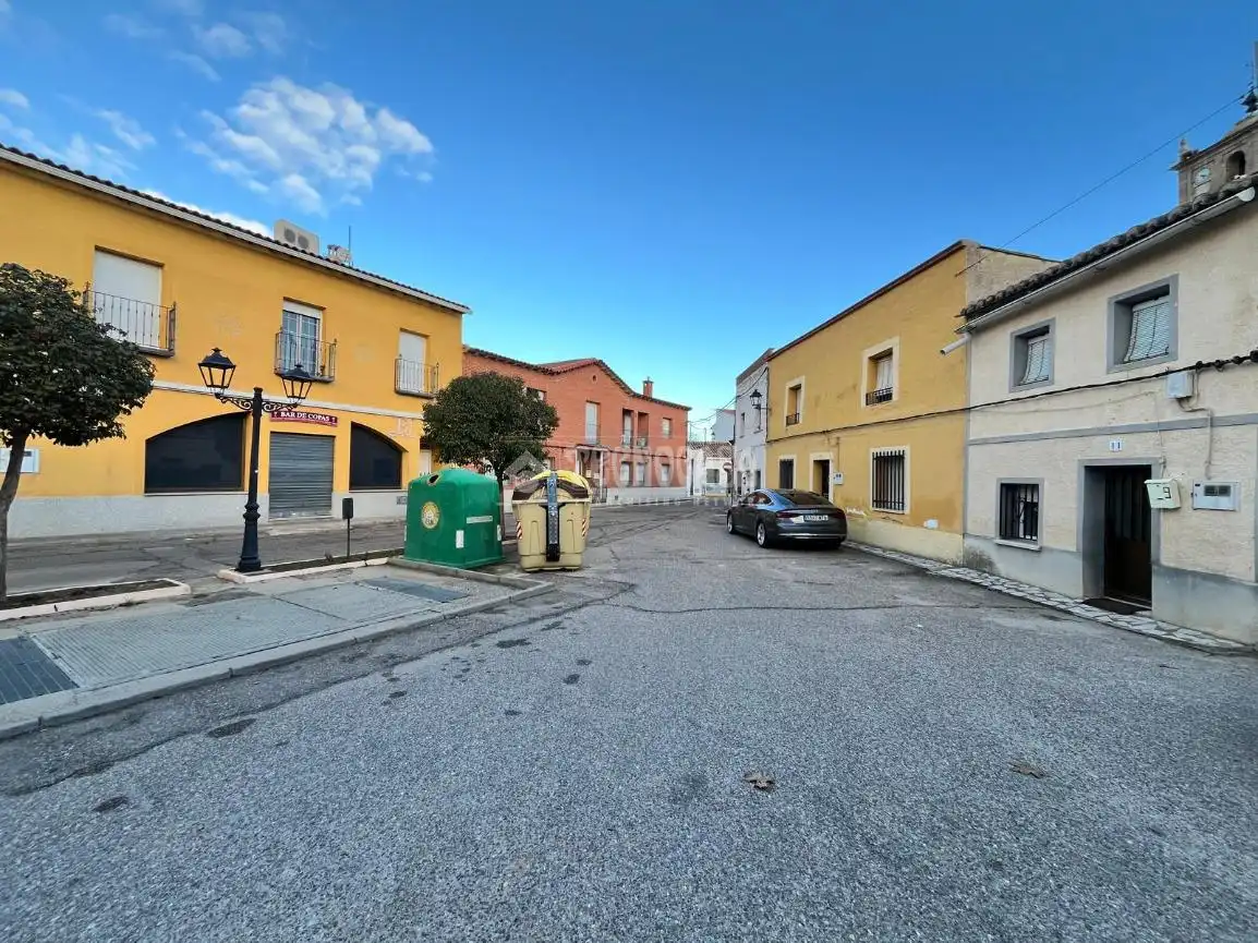 Vista exterior de Casa adosada en venda en Alcaudete de la Jara