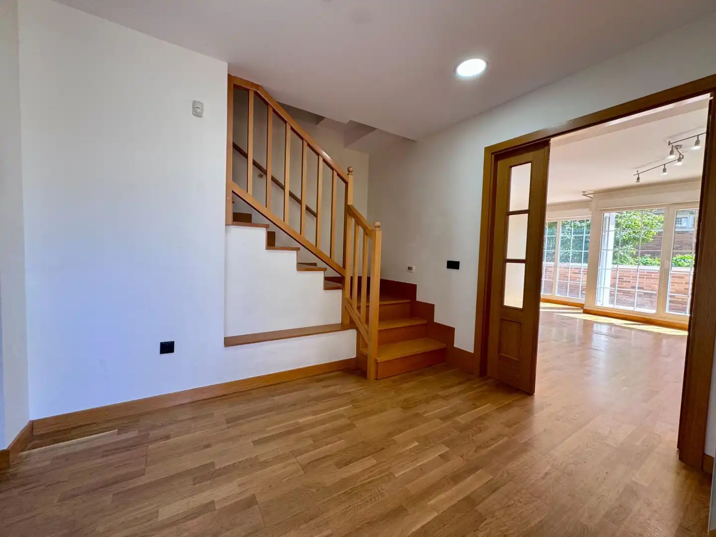 Casa adosada en venta en Villanueva de la Cañada con Parquet