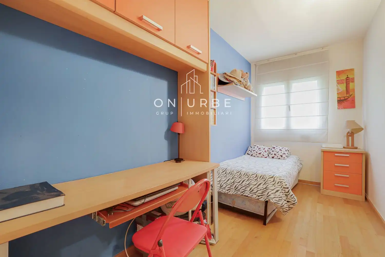 Schlafzimmer von Wohnung zum Verkauf in Barcelona mit Klimaanlage, Terrasse und Abstellraum