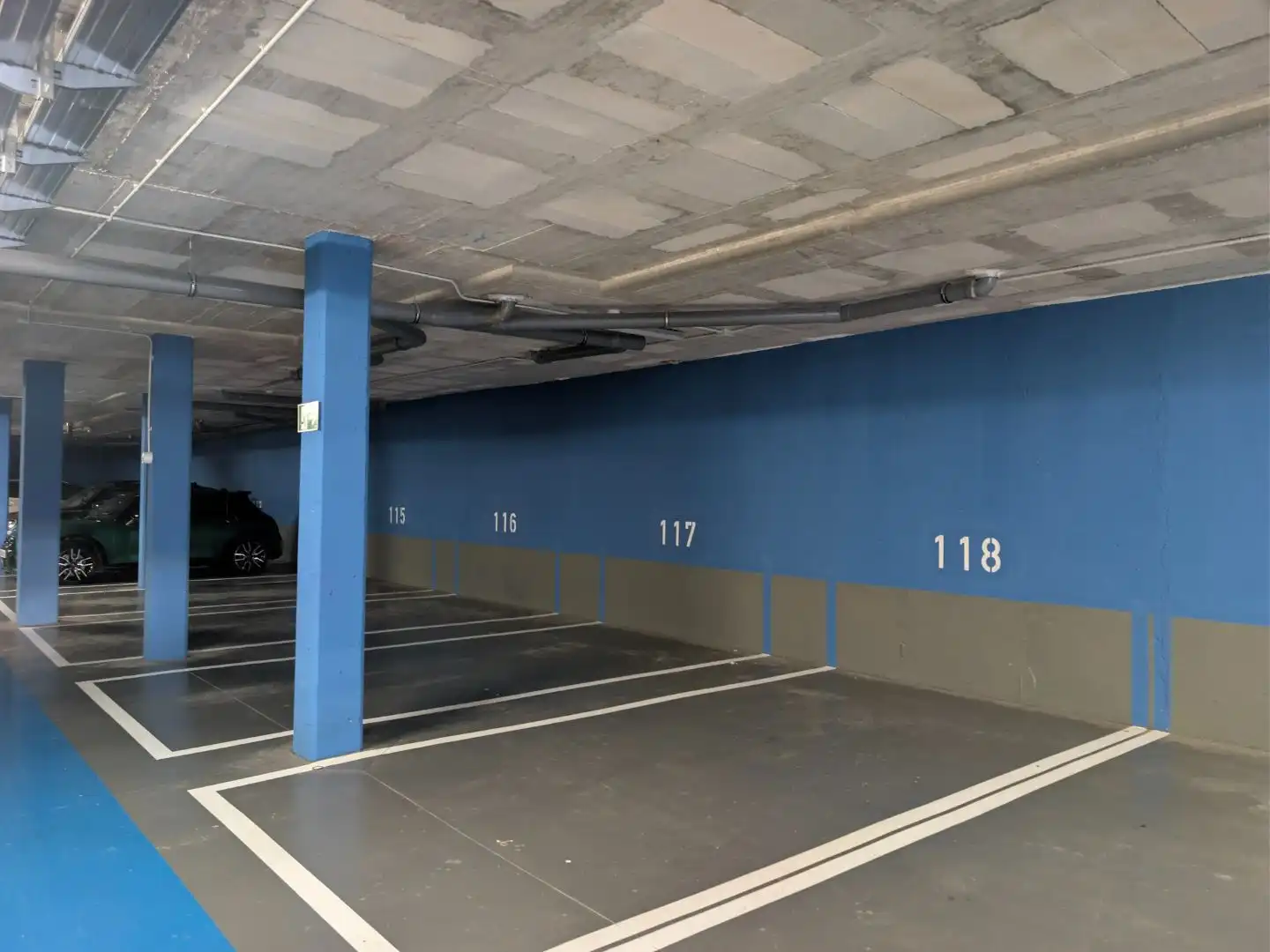 Aparcament de Apartament de lloguer en Costa Natura