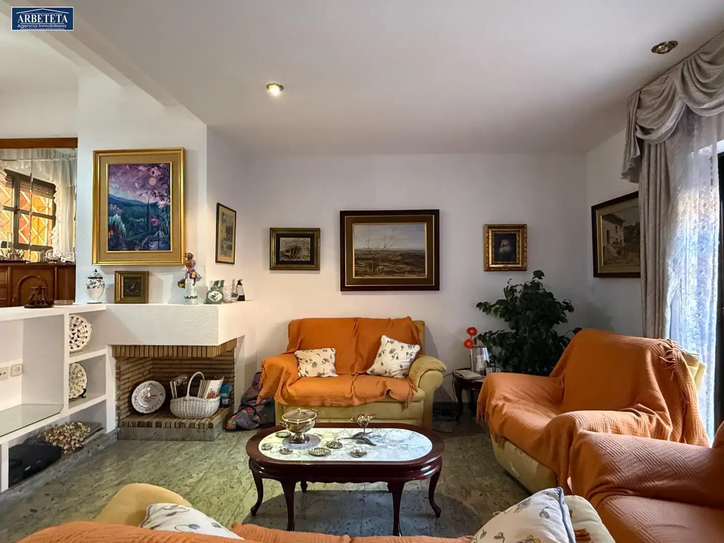 Sala de estar de Casa o chalet en venta en Guadalajara con Calefacción, Parquet y Terraza