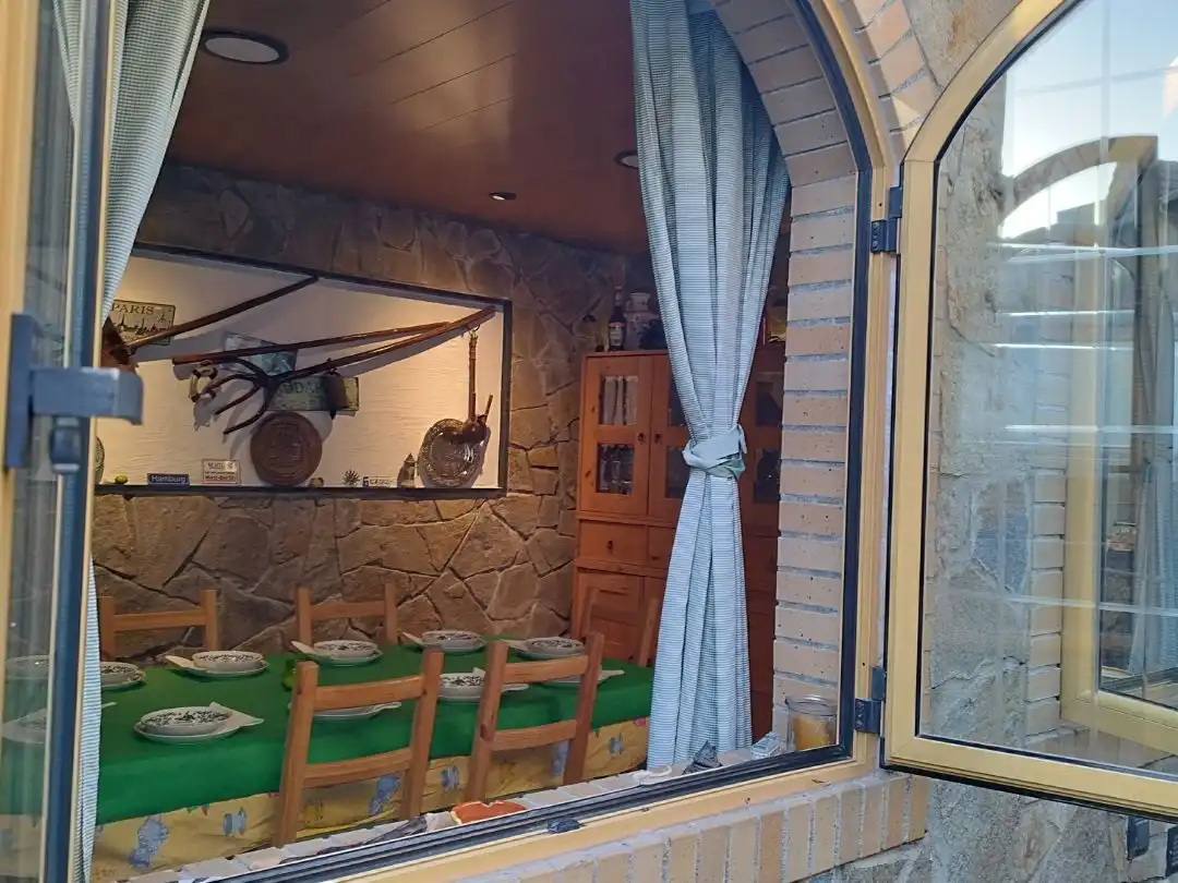 Casa aparellada amb jardí en venda a Pierineus 24, imagen 45